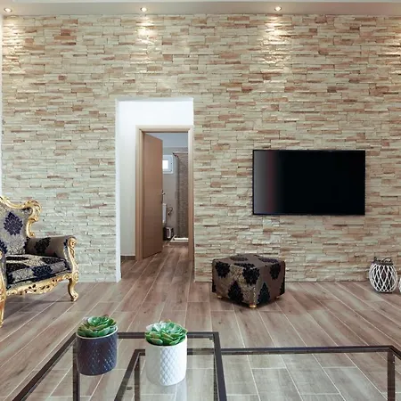 Eleana Luxury Private Apartment