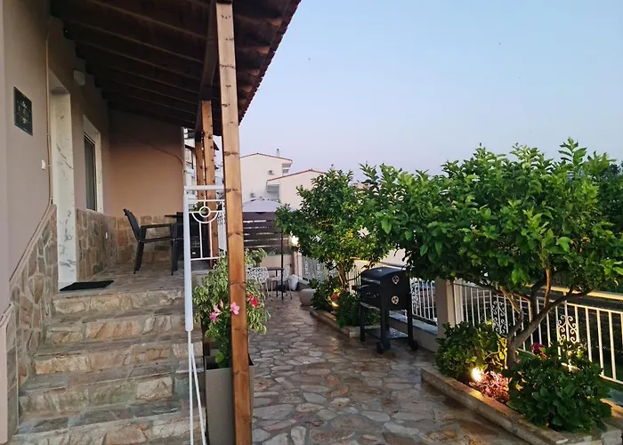 Eleana Luxury Private