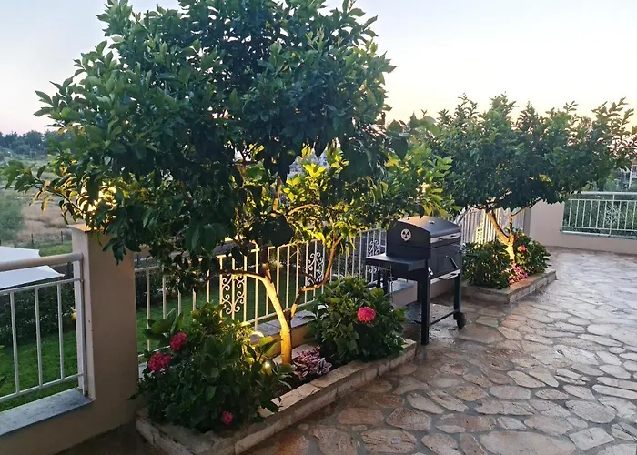 Daire Eleana Luxury Private