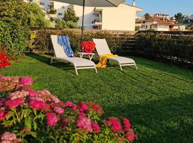 Eleana Luxury Private